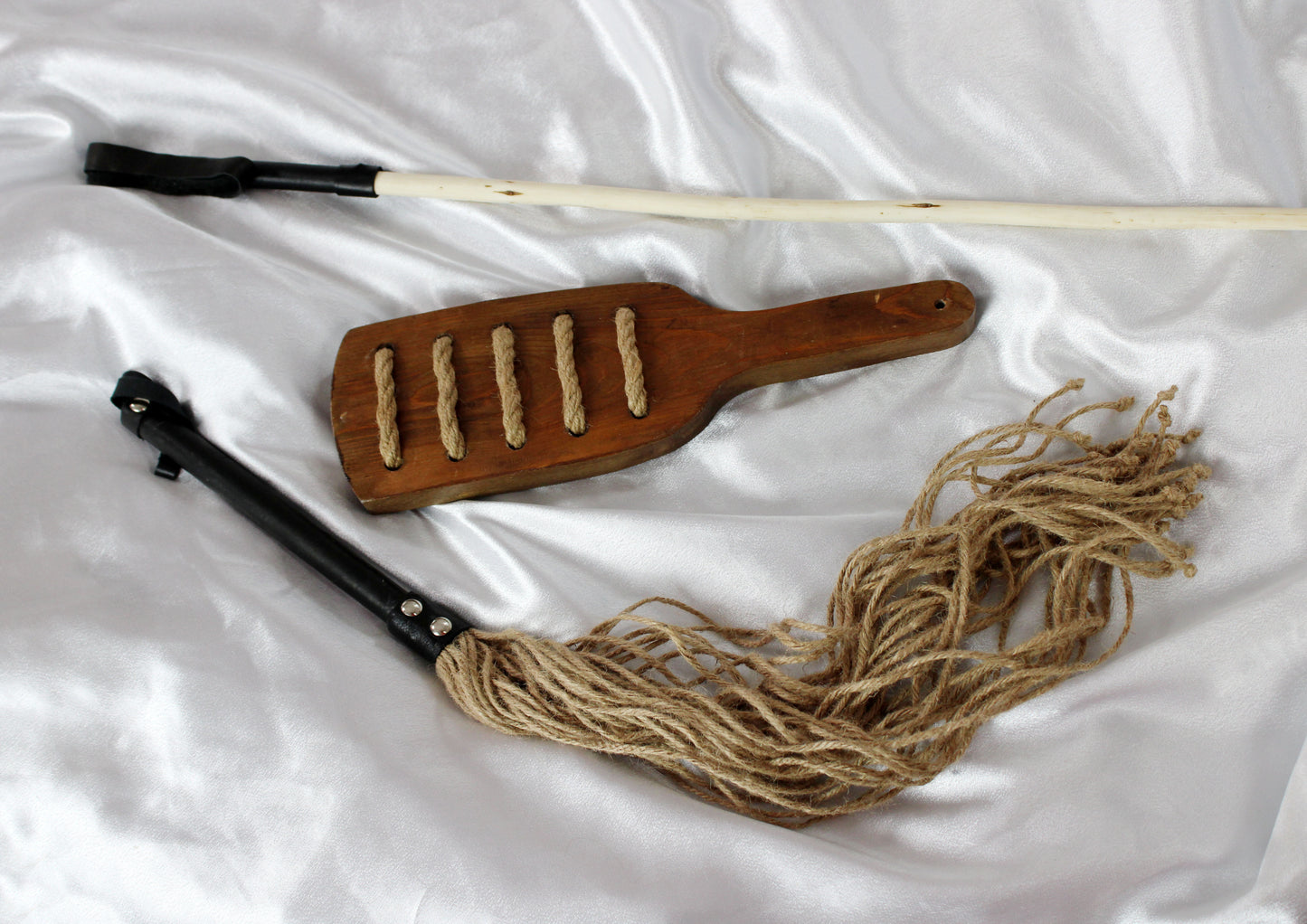 Rope paddle, shibari style