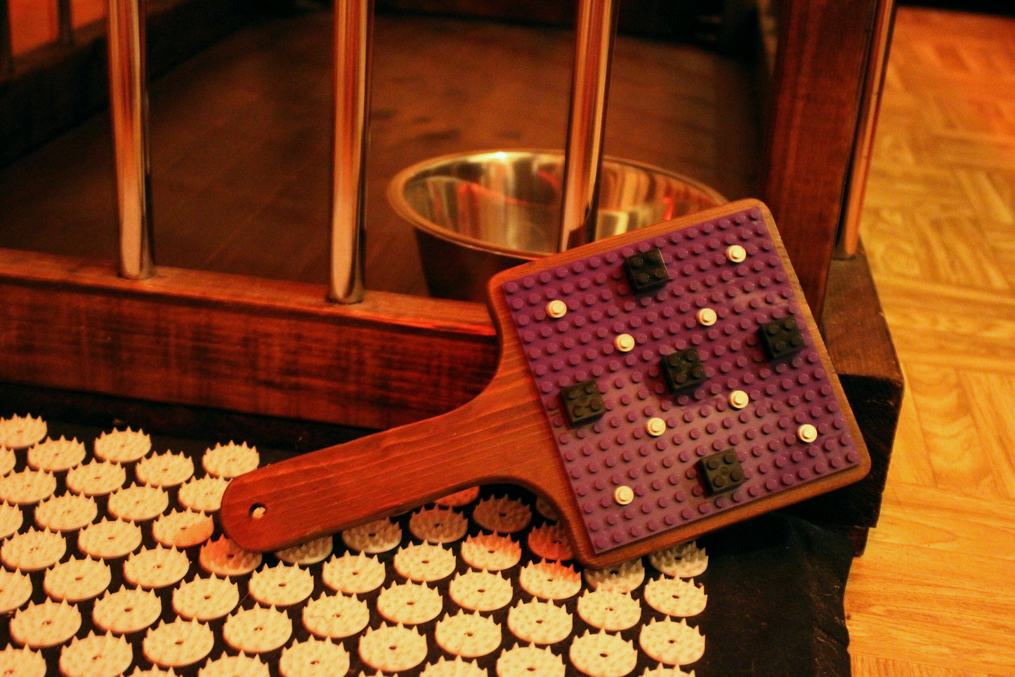 Paddle BDSM Lego violet noir et argent